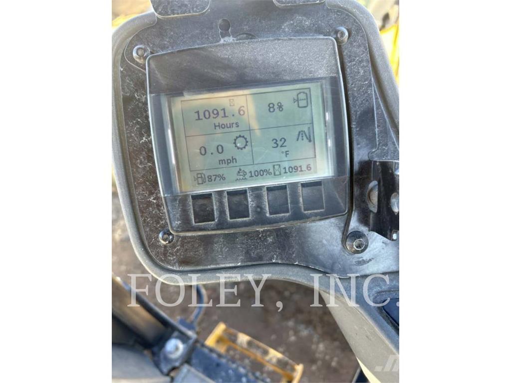 CAT CB13 트윈 드럼 롤러