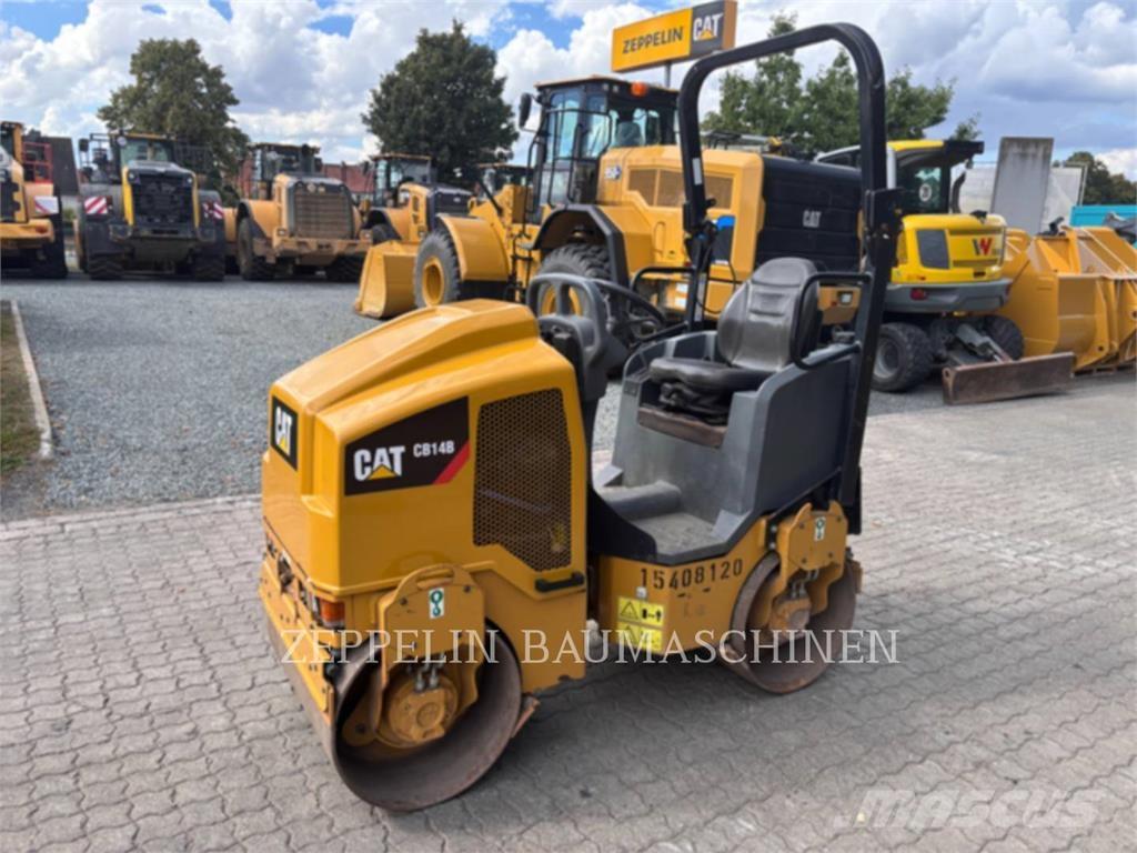 CAT CB14B 토양 다짐기