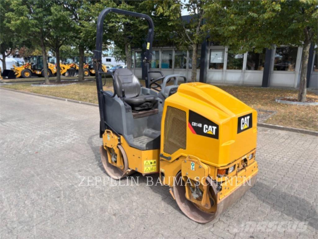 CAT CB14B 토양 다짐기