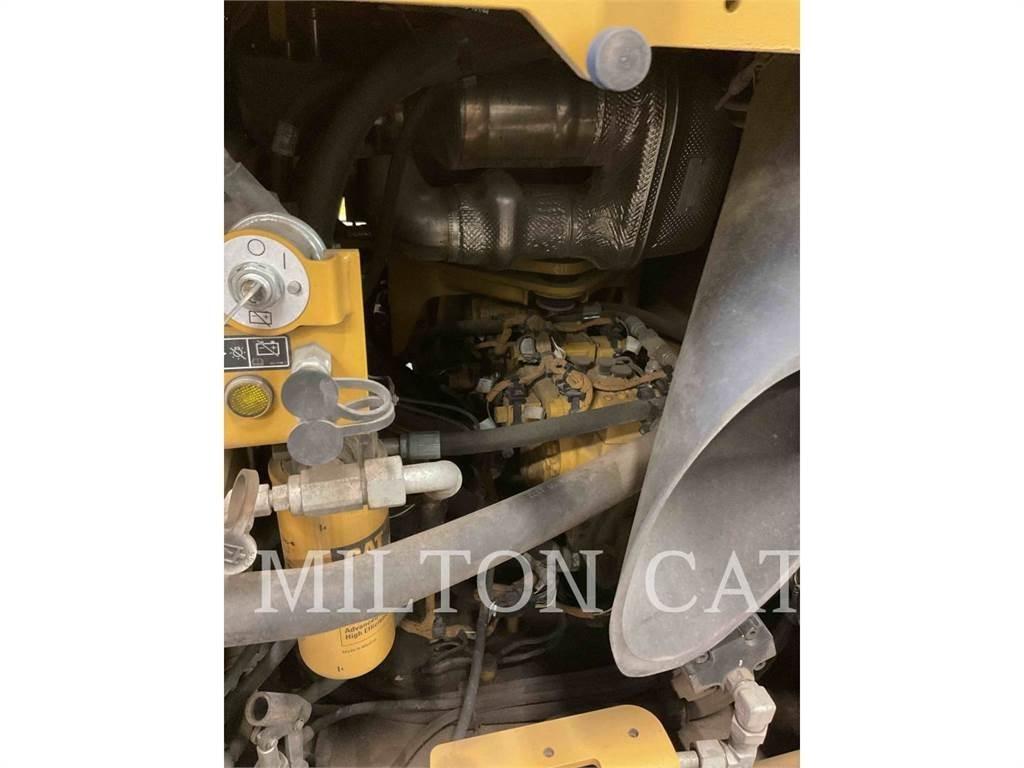 CAT CB15 트윈 드럼 롤러