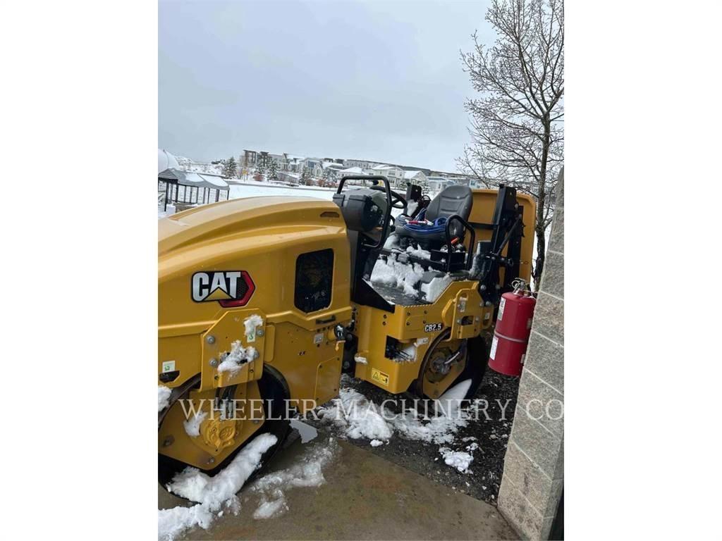 CAT CB2.5 트윈 드럼 롤러