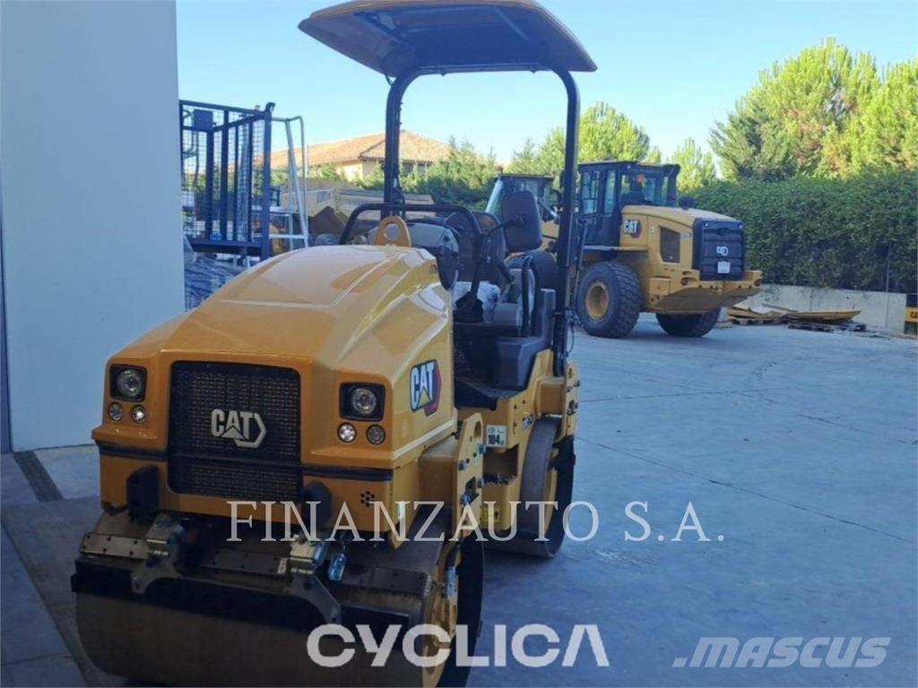 CAT CB2.7 트윈 드럼 롤러