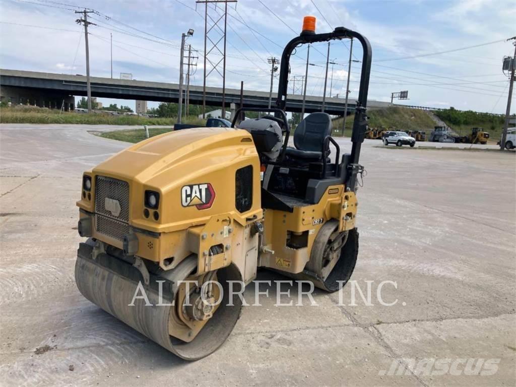 CAT CB2.7-03 트윈 드럼 롤러