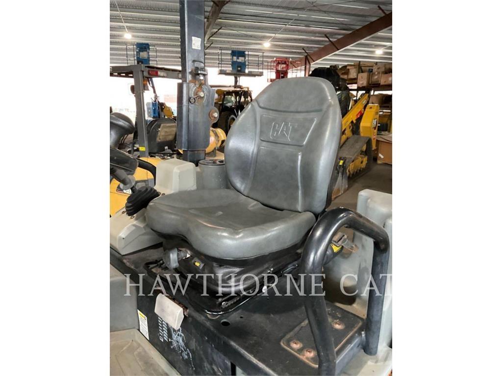 CAT CB24B 트윈 드럼 롤러