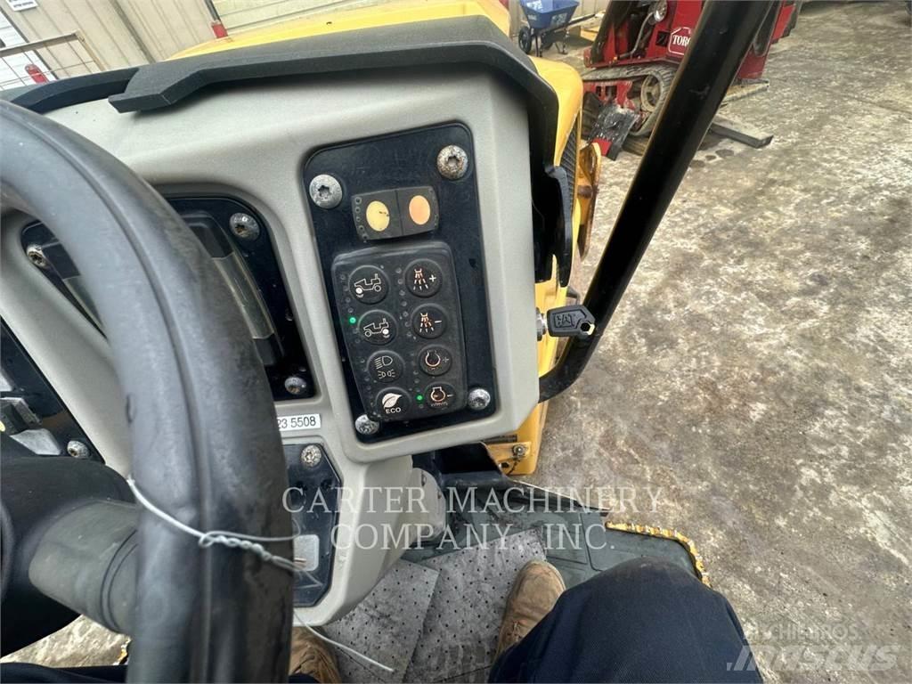 CAT CB34B 토양 다짐기