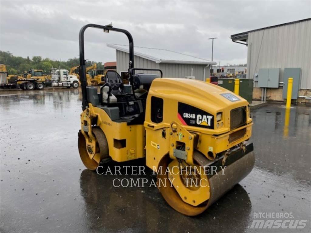 CAT CB34B XW 토양 다짐기