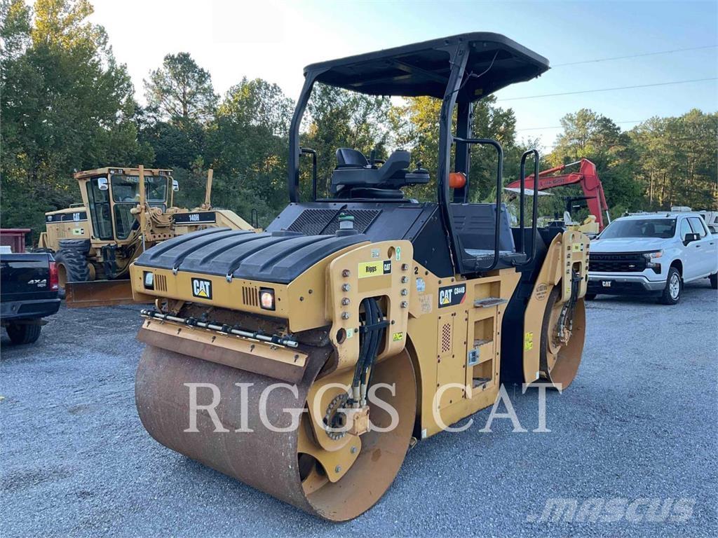 CAT CB44B 트윈 드럼 롤러