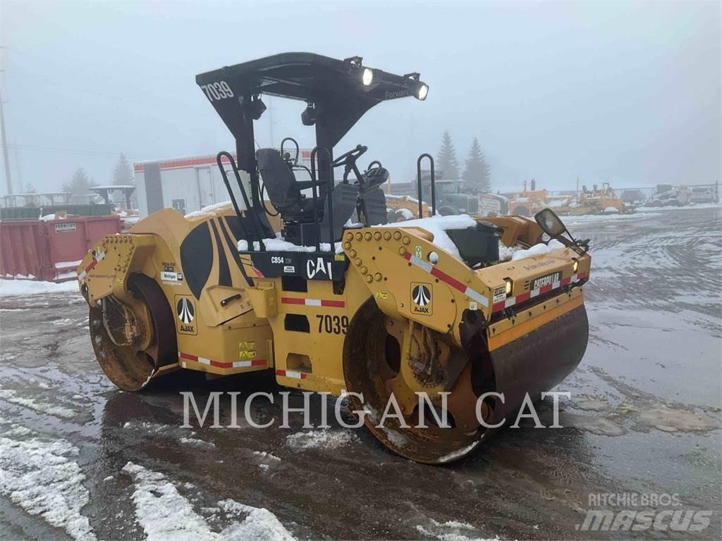 CAT CB54 XW 트윈 드럼 롤러