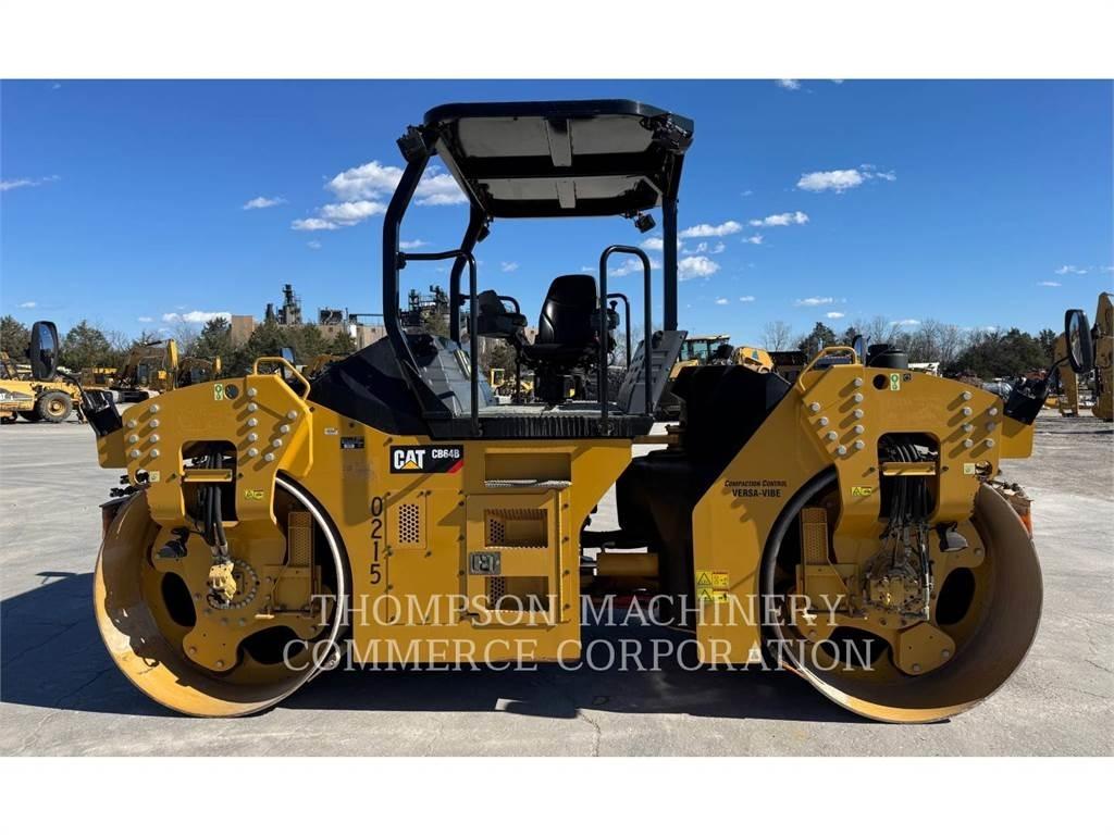 CAT CB64B 트윈 드럼 롤러