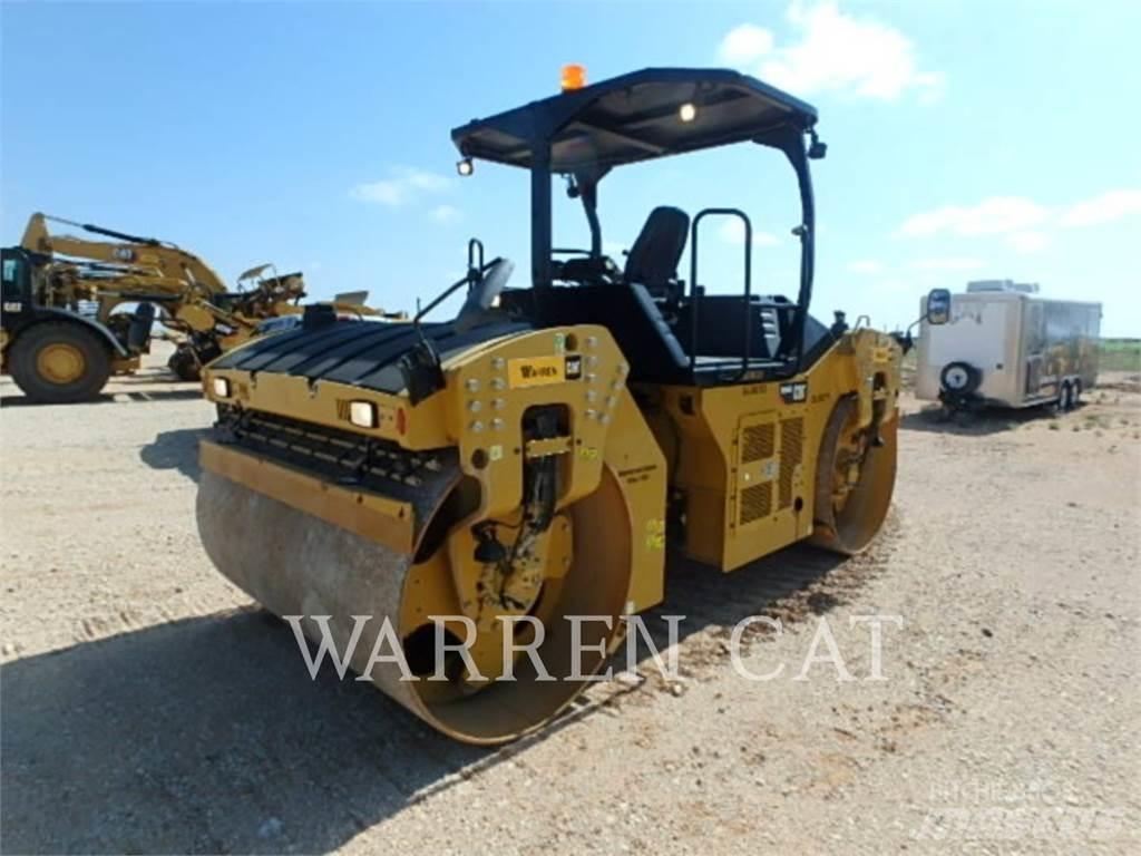 CAT CB66B 아스팔트 포장장비