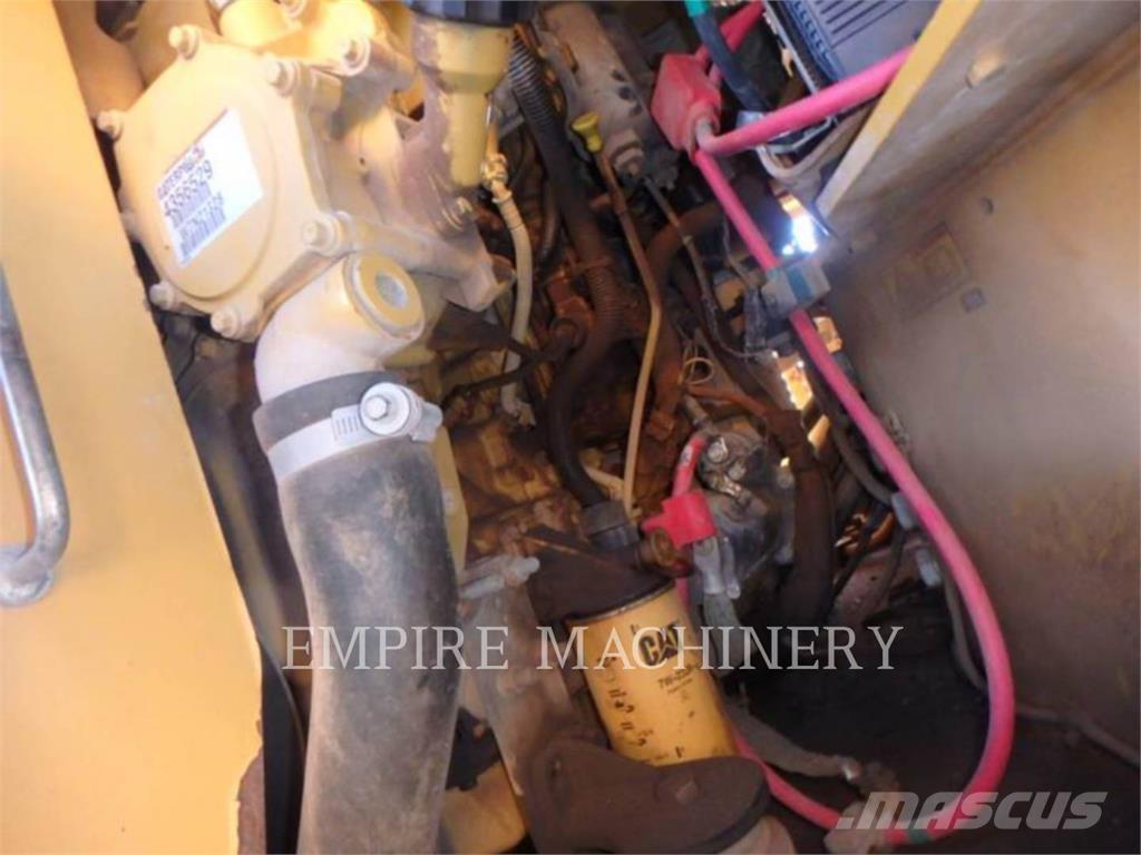 CAT CB66B 트윈 드럼 롤러