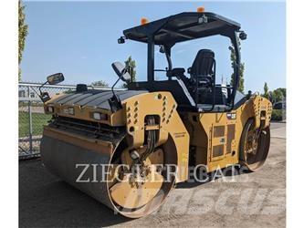 CAT CB68B 토양 다짐기