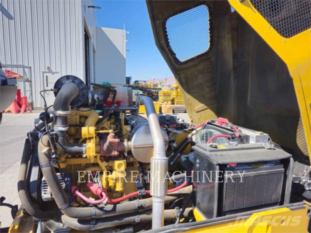 CAT CC4.0-MB 트윈 드럼 롤러