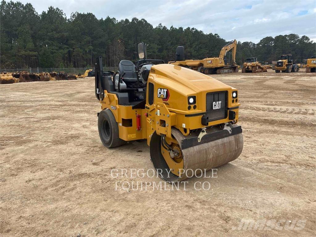 CAT CC4.003 콤비 롤러