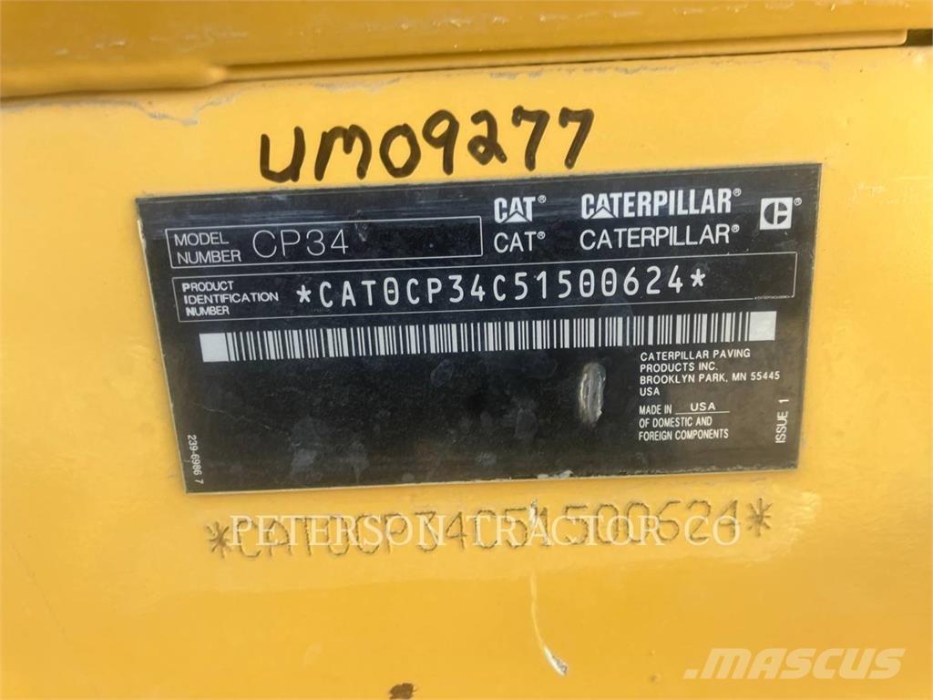 CAT CP34 아스팔트 포장장비