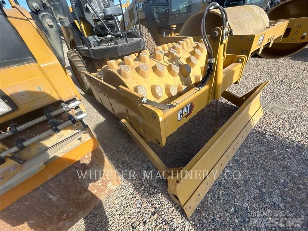CAT CP44B 싱글 드럼 롤러