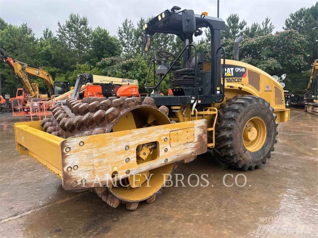 CAT CP54B 토양 다짐기
