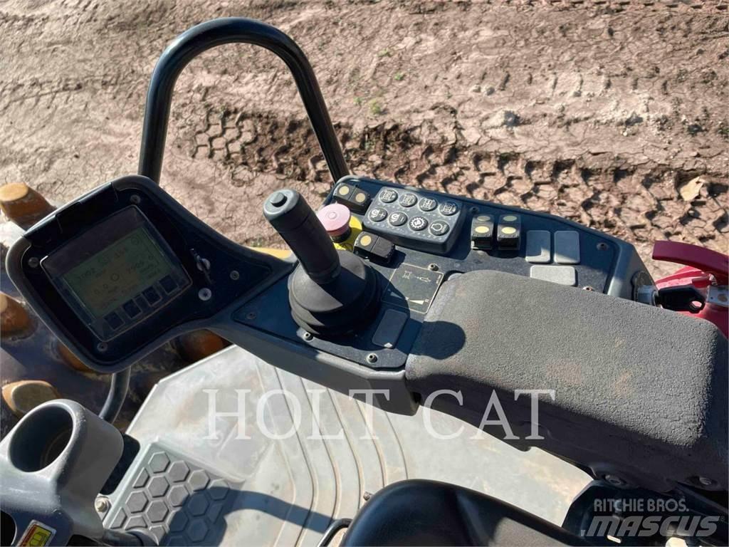 CAT CP56B 싱글 드럼 롤러