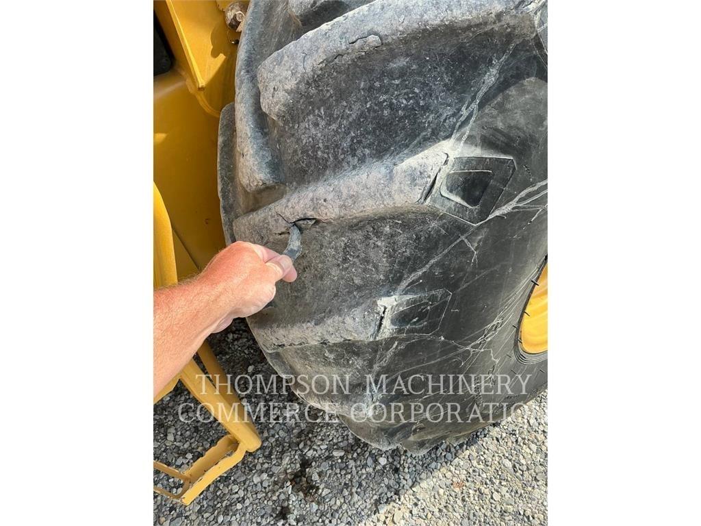 CAT CP56B 싱글 드럼 롤러