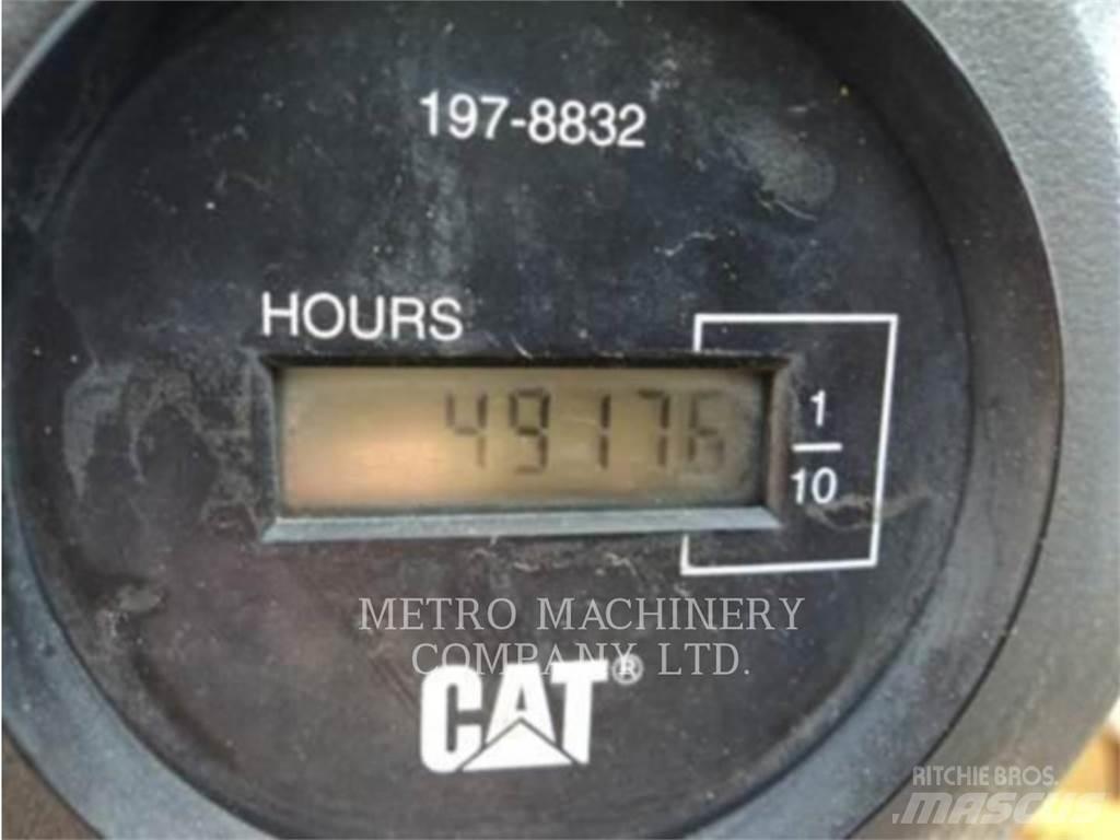 CAT CS-533E 싱글 드럼 롤러