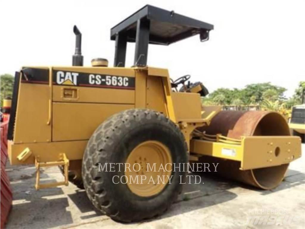 CAT CS-563CAW 싱글 드럼 롤러