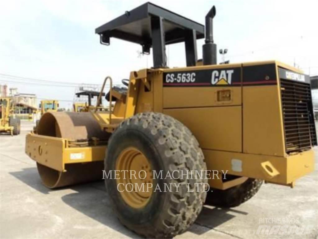 CAT CS-563CAW 싱글 드럼 롤러