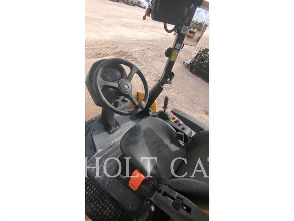 CAT CS11GC 싱글 드럼 롤러