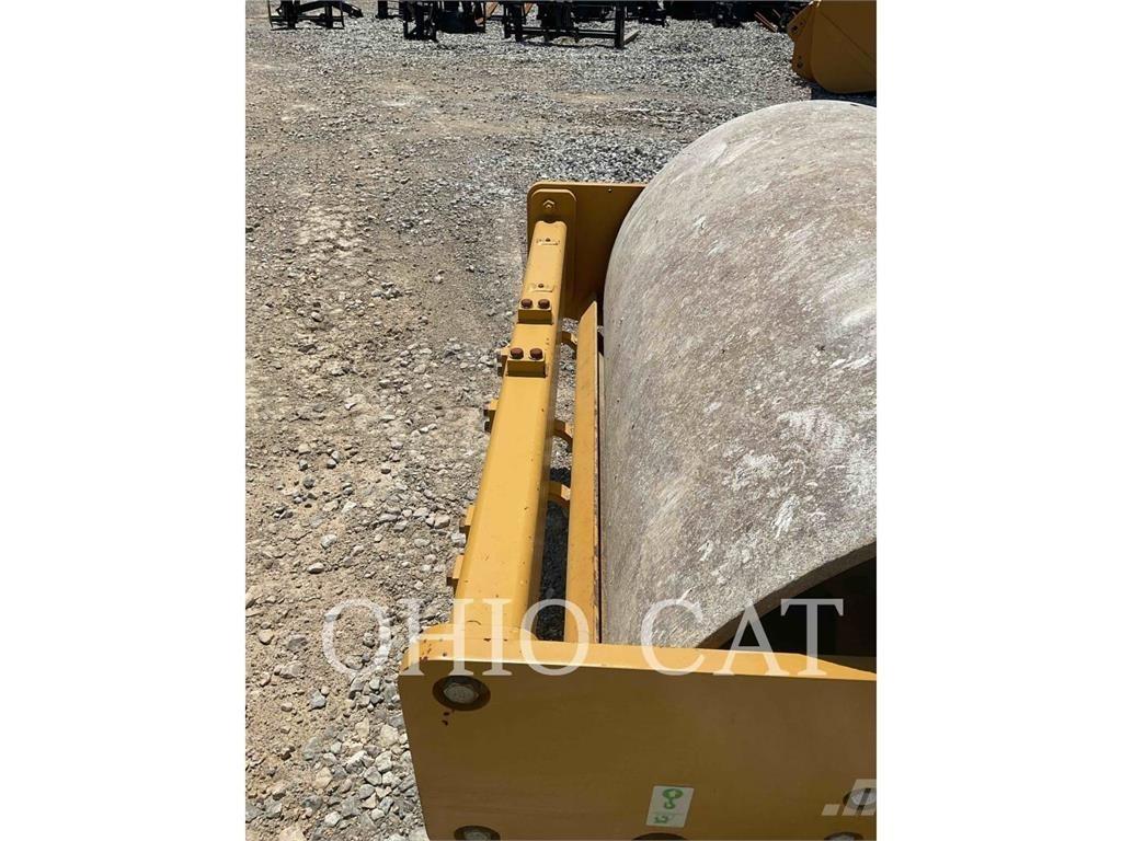 CAT CS44B 콤비 롤러
