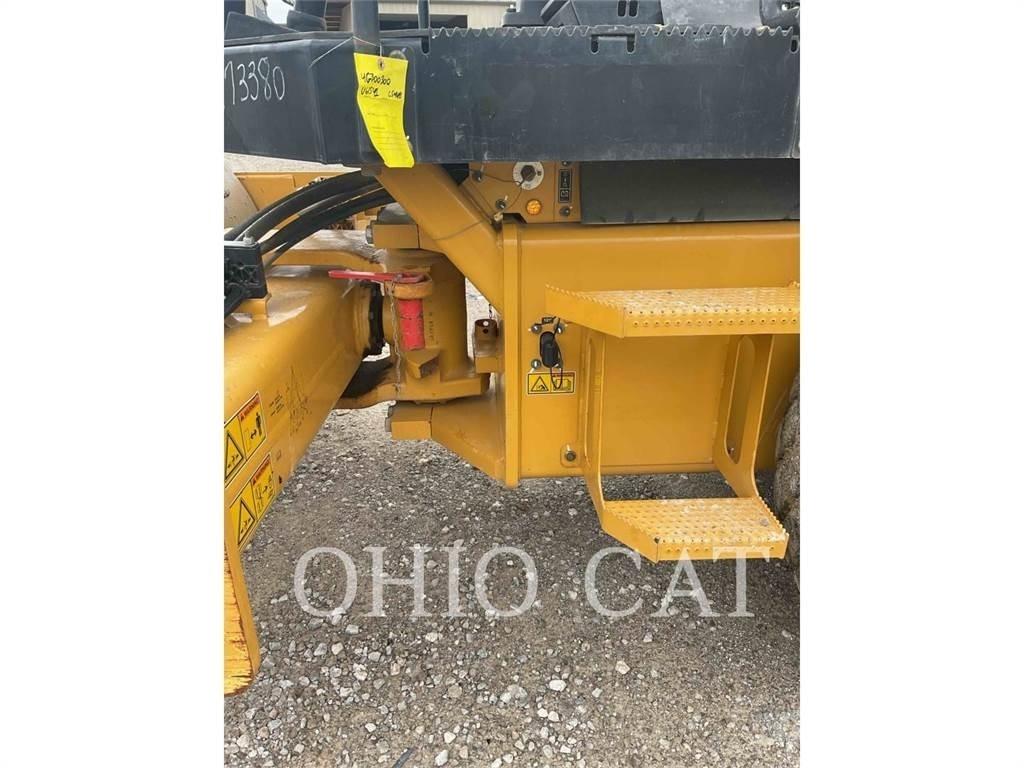 CAT CS44B 콤비 롤러
