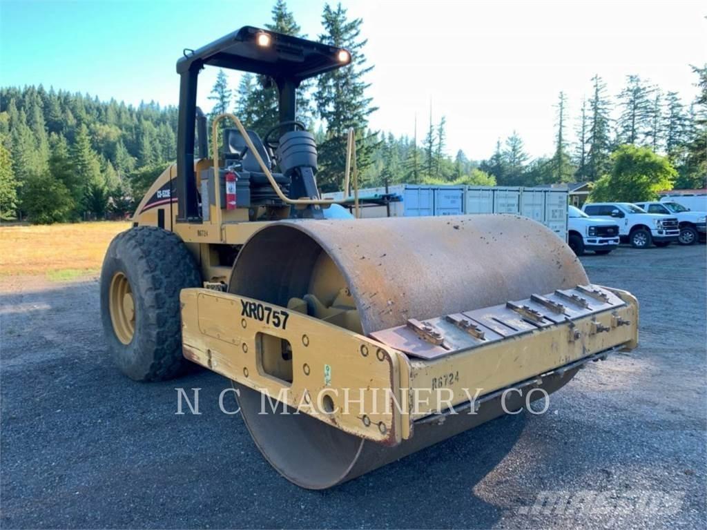 CAT CS533E 아스팔트 포장장비