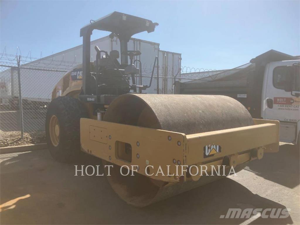 CAT CS54 토양 다짐기