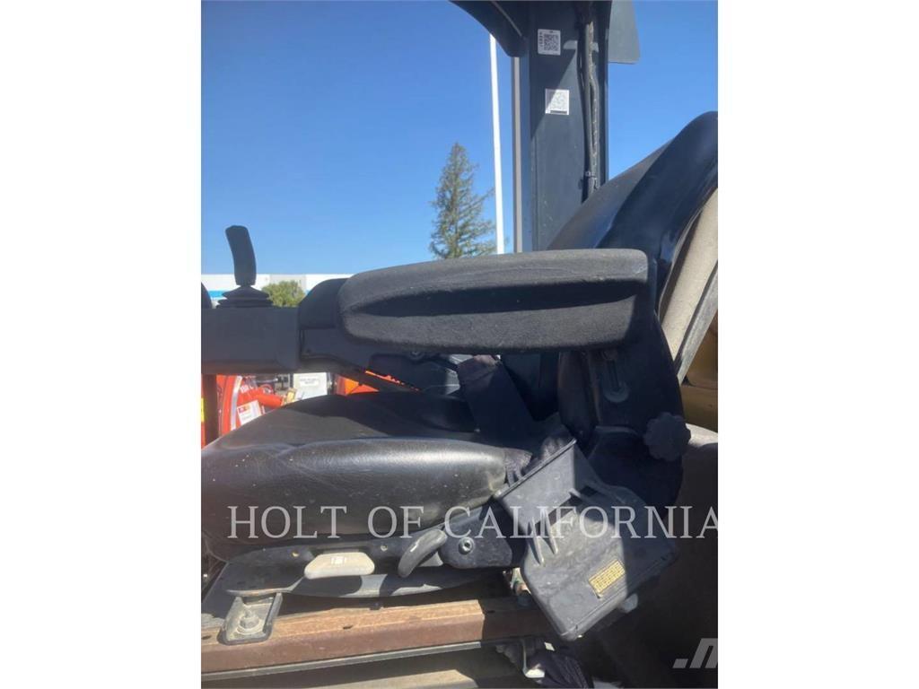 CAT CS54 토양 다짐기