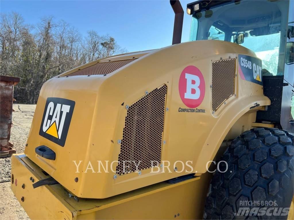 CAT CS54B 토양 다짐기
