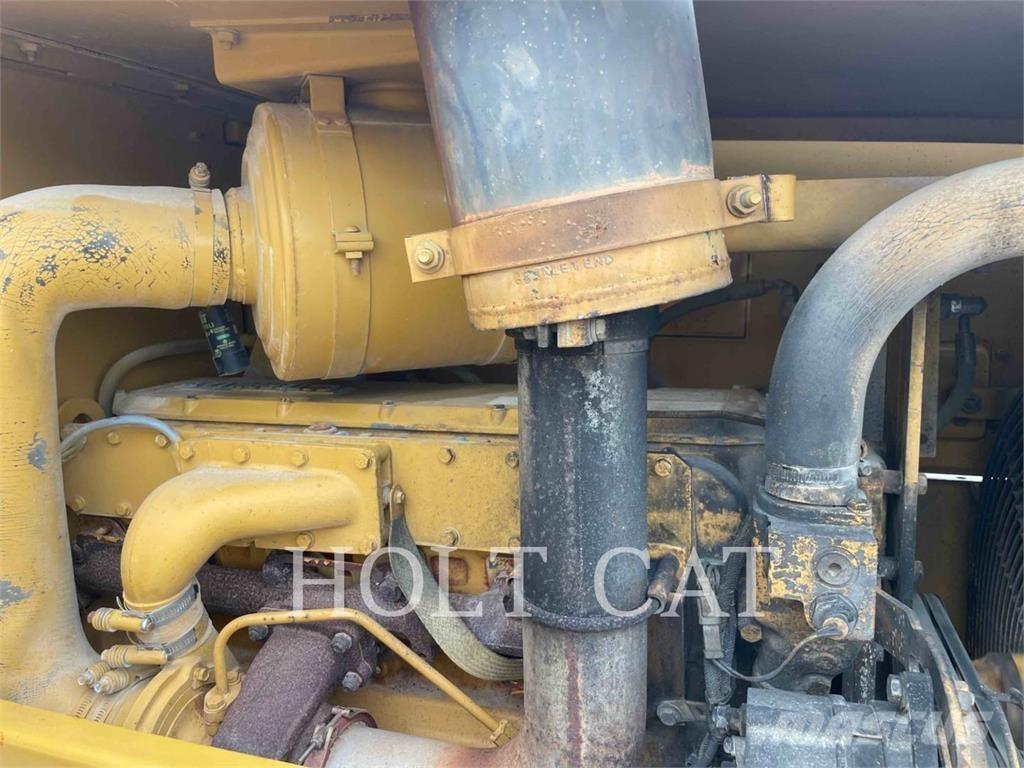 CAT CS563C AW 토양 다짐기