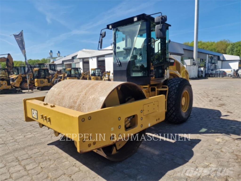 CAT CS66B 토양 다짐기