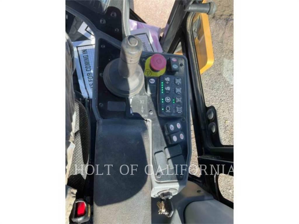 CAT CS74B 싱글 드럼 롤러