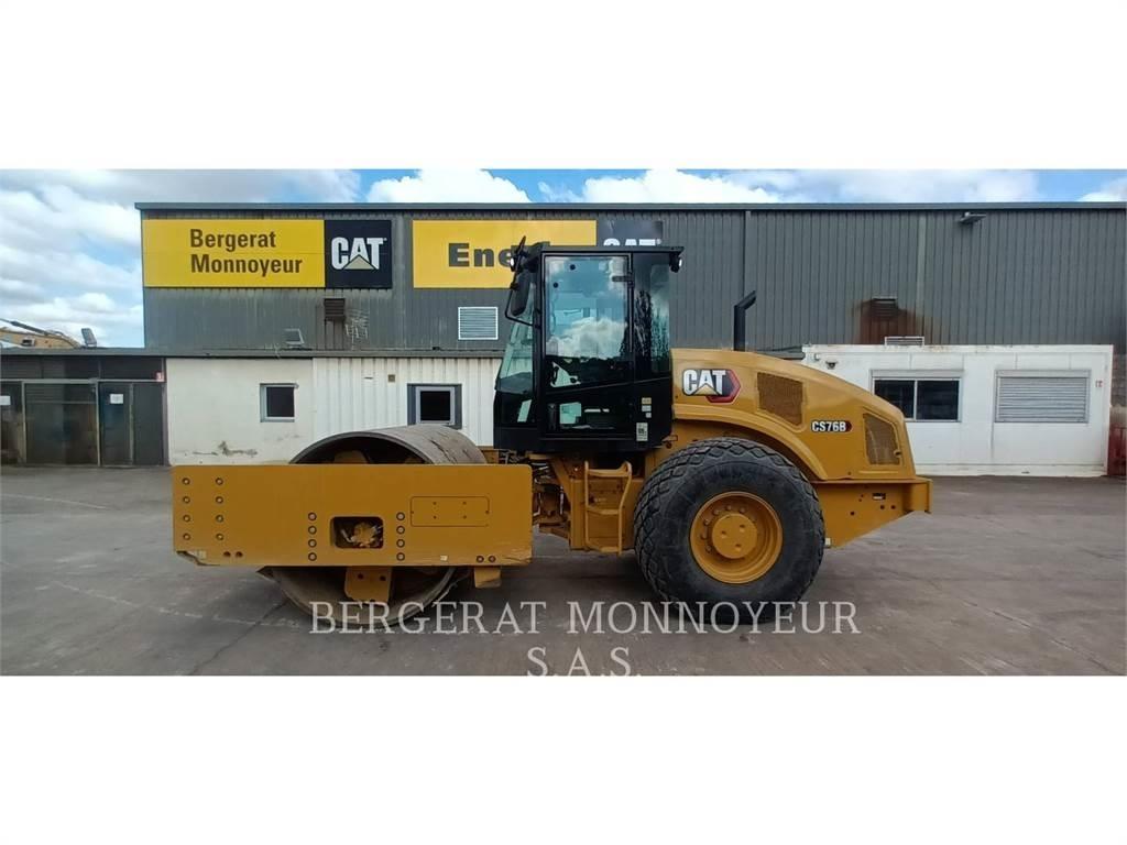 CAT CS76B 4F 토양 다짐기