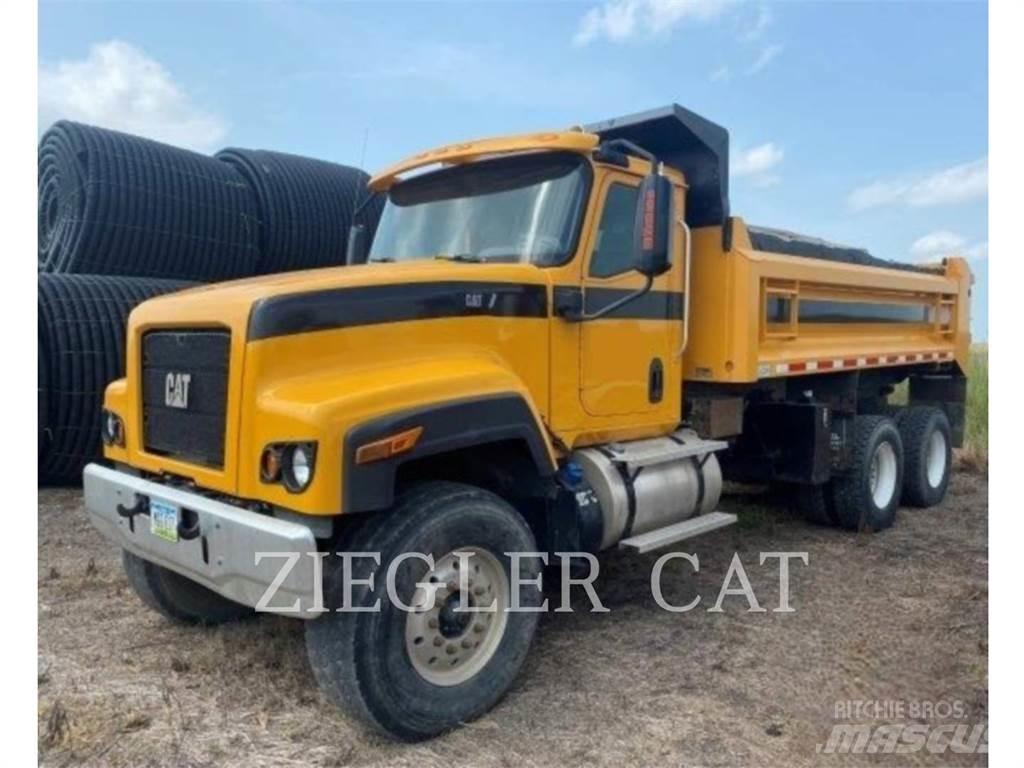 CAT CT681 기타 트럭