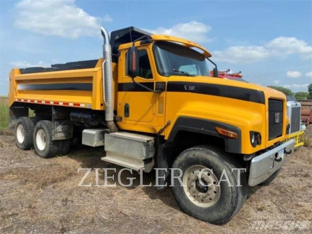 CAT CT681 기타 트럭