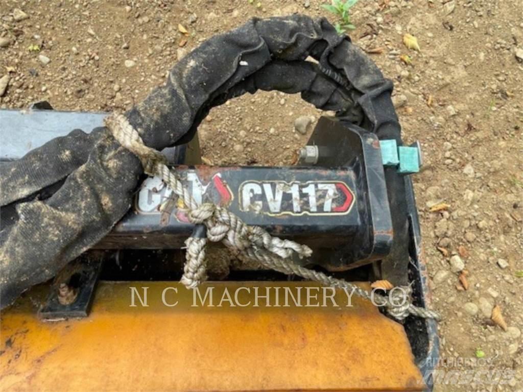 CAT CV117  스키드로더
