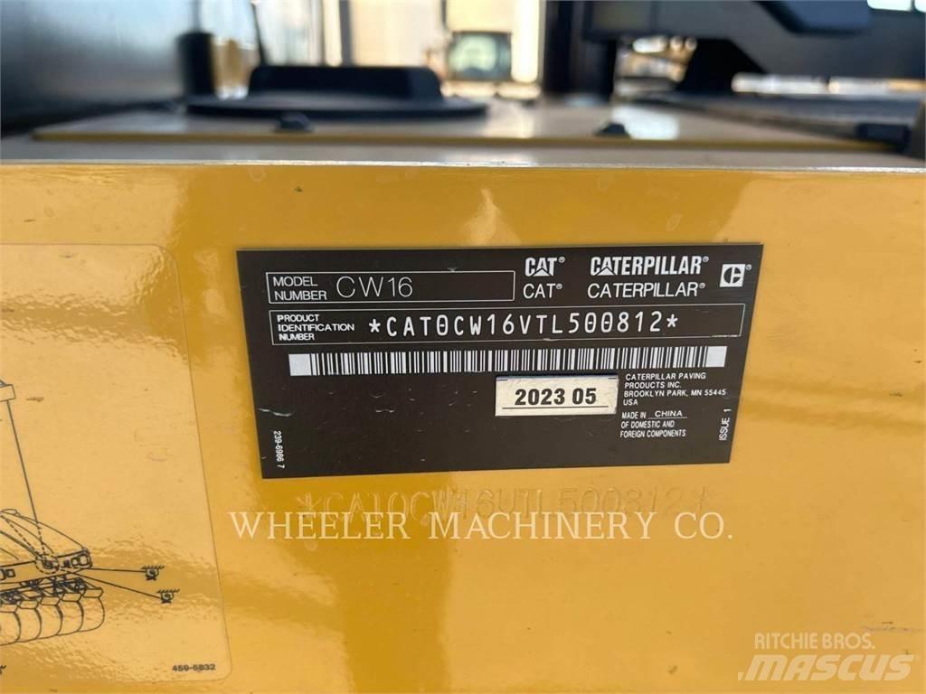 CAT CW16 공기 타이어 롤러
