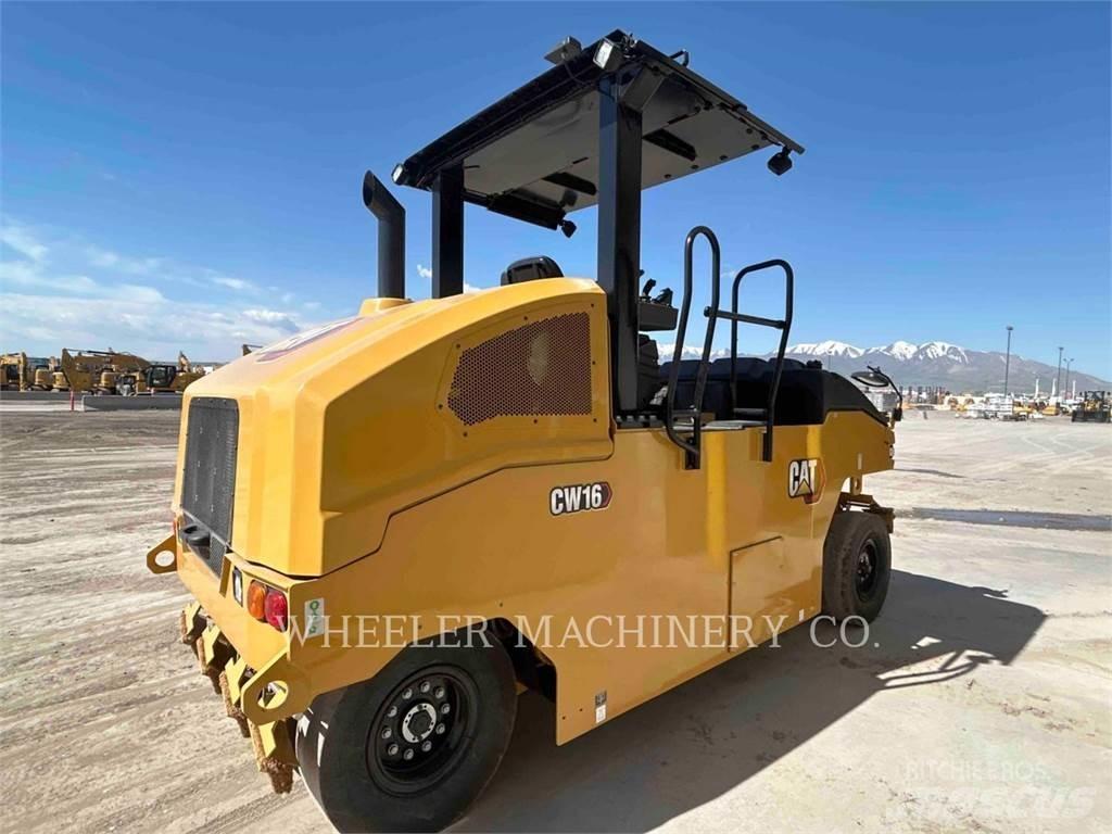 CAT CW16 공기 타이어 롤러