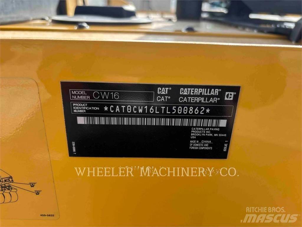 CAT CW16 공기 타이어 롤러