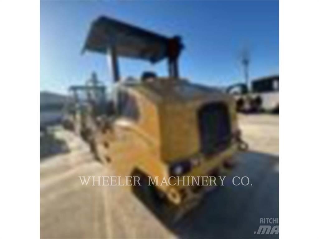 CAT CW16 공기 타이어 롤러