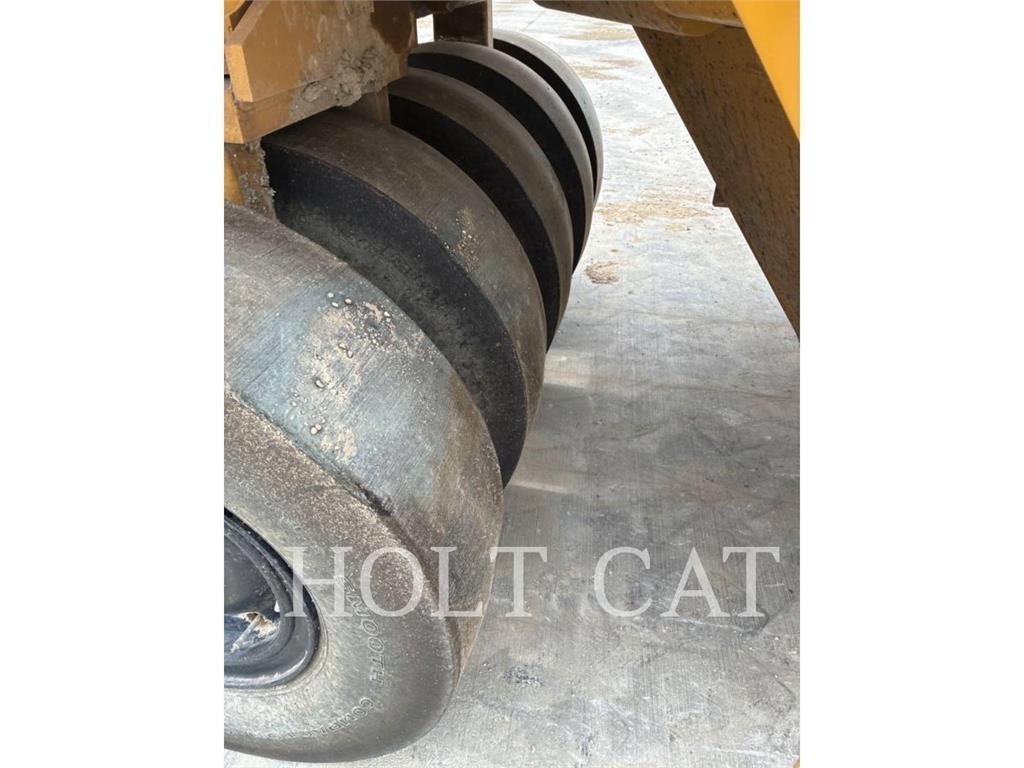 CAT CW16 싱글 드럼 롤러