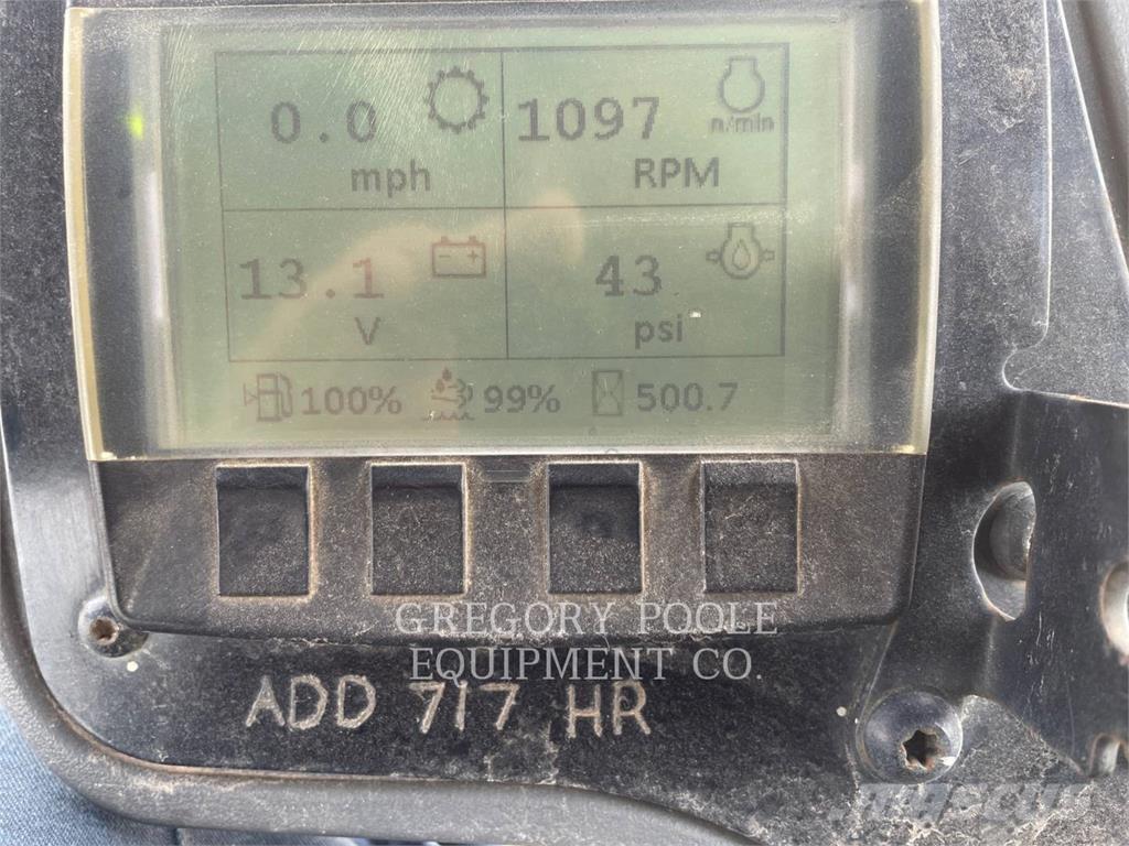 CAT CW16 공기 타이어 롤러