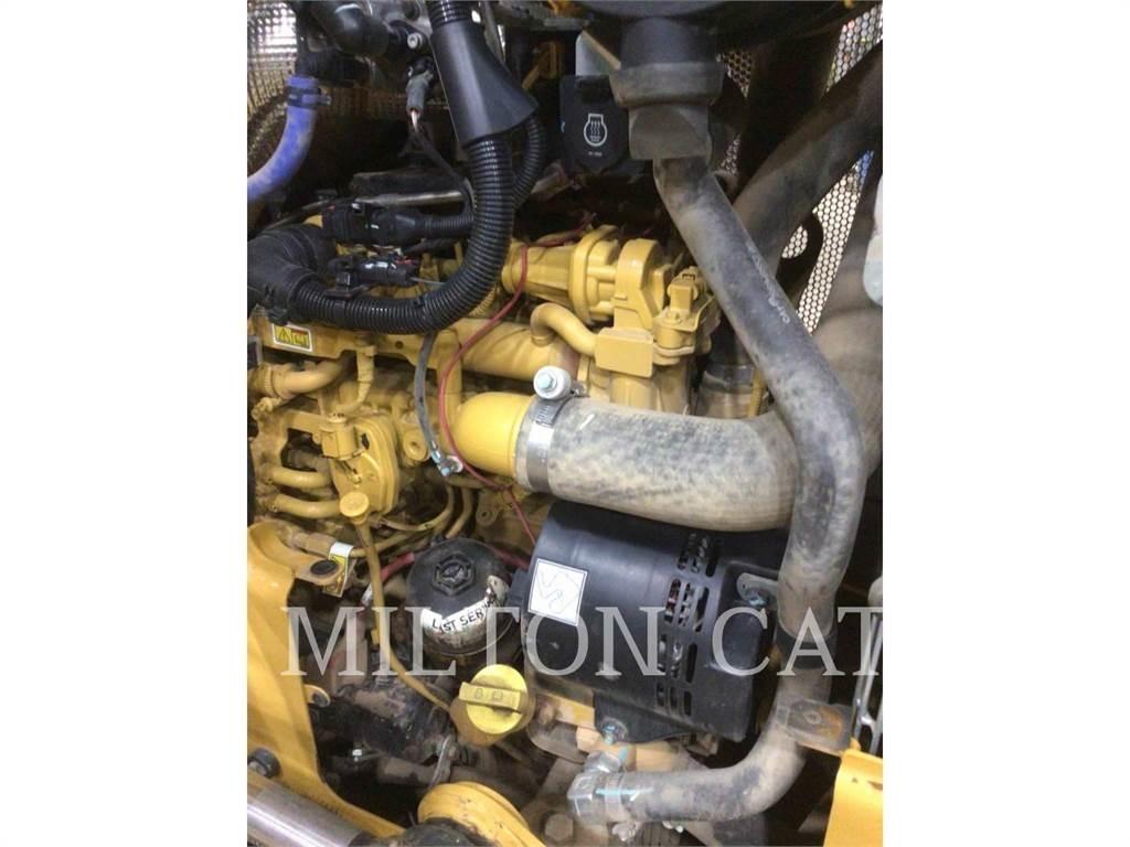 CAT D1 크롤러 도저