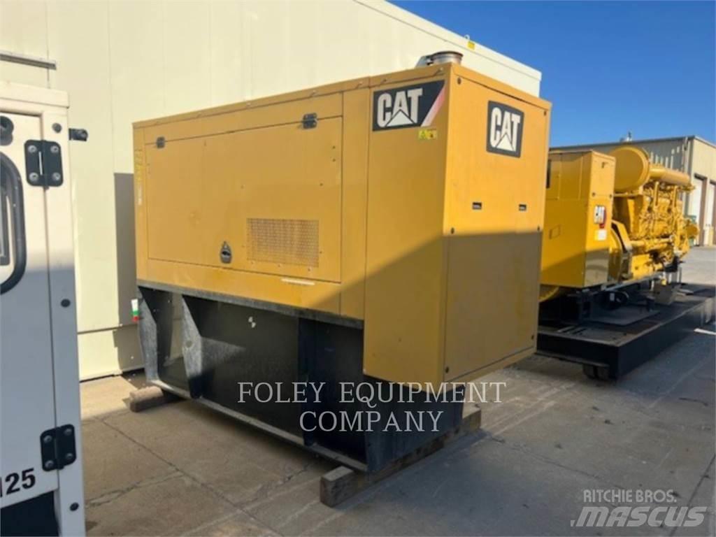 CAT D100 디젤 발전기