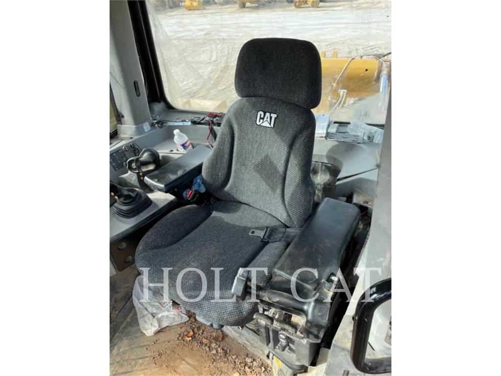CAT D10T 크롤러 도저