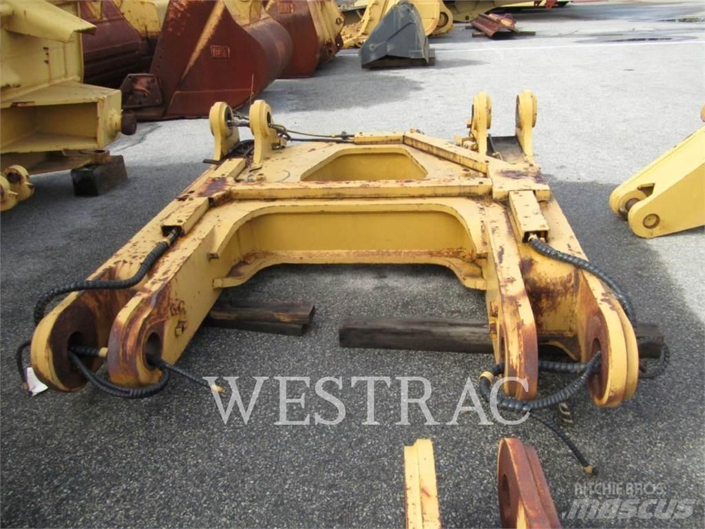 CAT D10T 스크레퍼
